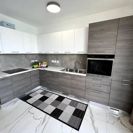 Xemxija 2bed Seafront - Fl 2 By Homely Apartment St. Paul's Bay