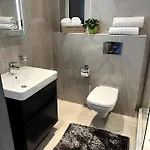 Xemxija 2bed Seafront - Fl 2 By Homely Apartman *