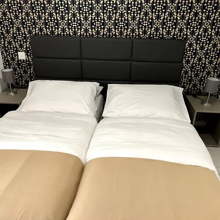 Apartment Xemxija 2bed Seafront - Fl 2 By Homely